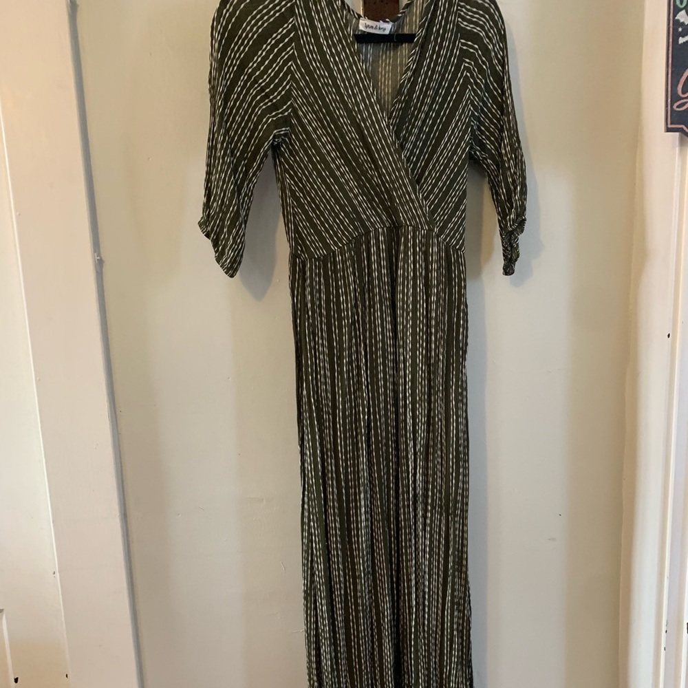 Wren and Ivory Maternity Maxi Dress